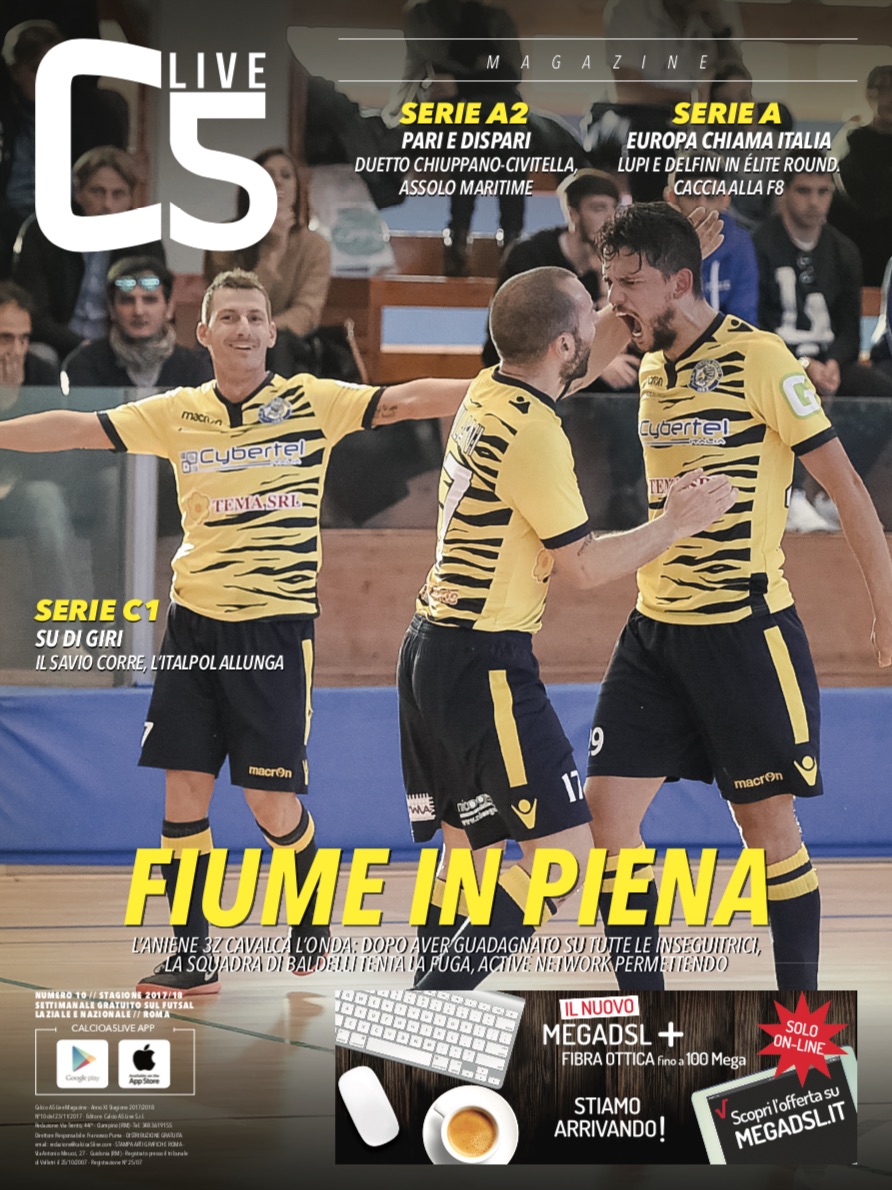 Copertina maschile numero: 10, anno: 2017